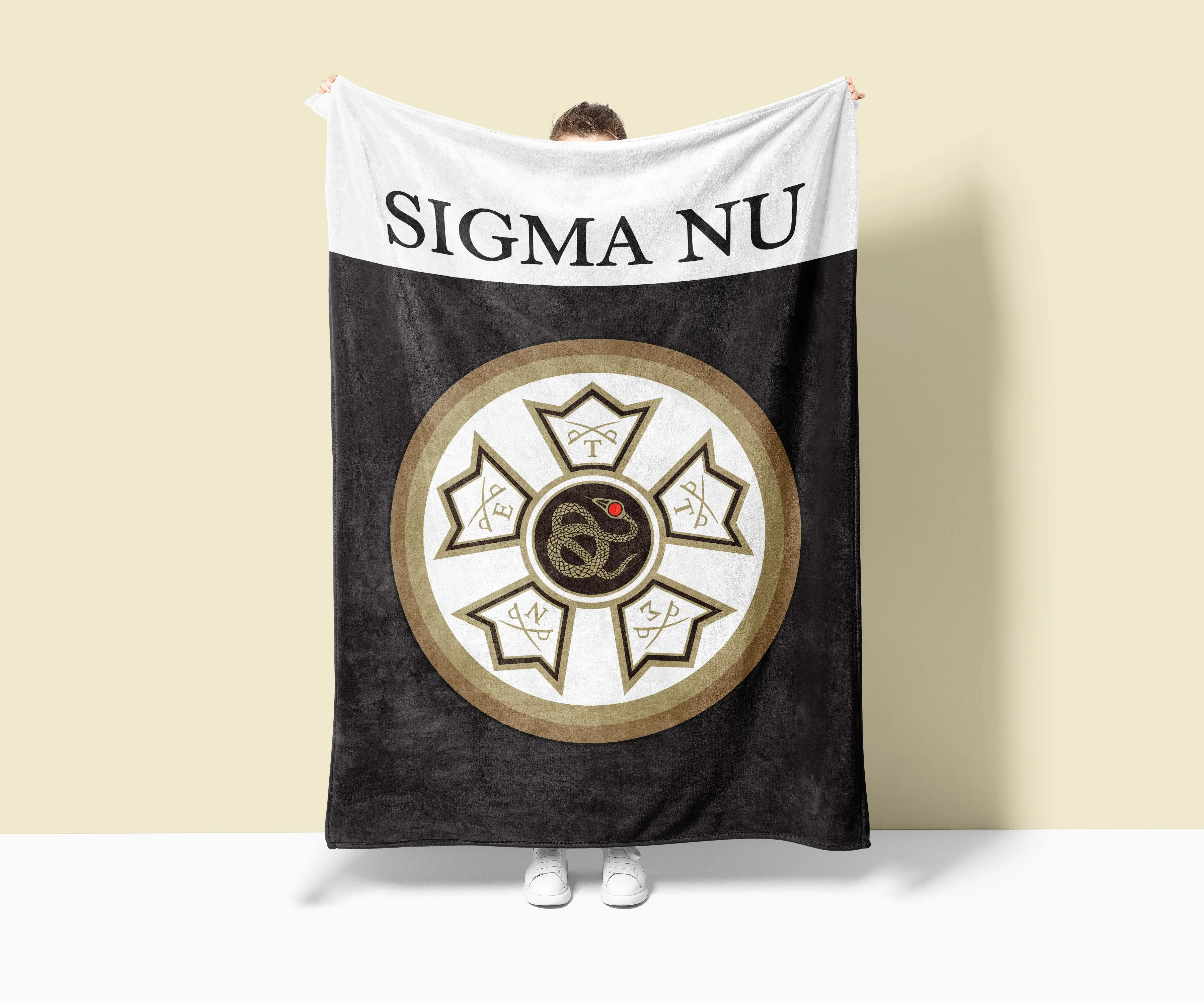 Sigma Nu Sherpa Blanket XL 60x80 - Bullseye