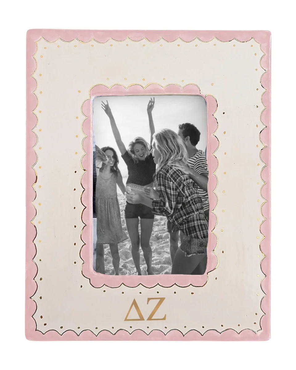 Delta Zeta Scallop Picture Frame | Sorority Big Little Gifts