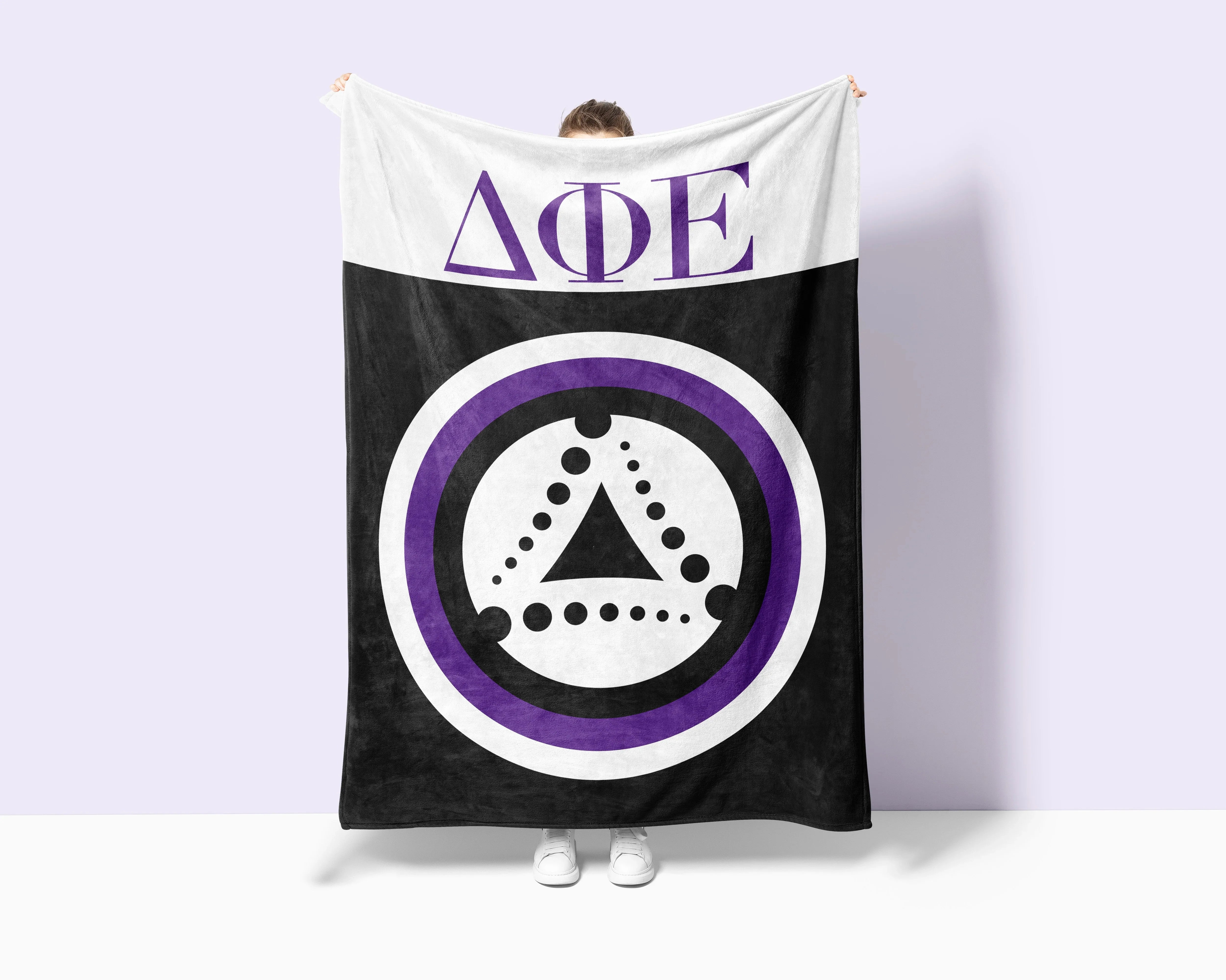 DPHIE XL 60x80 Sherpa Throw Blanket - Bullseye | Dorm Decor & Gifts