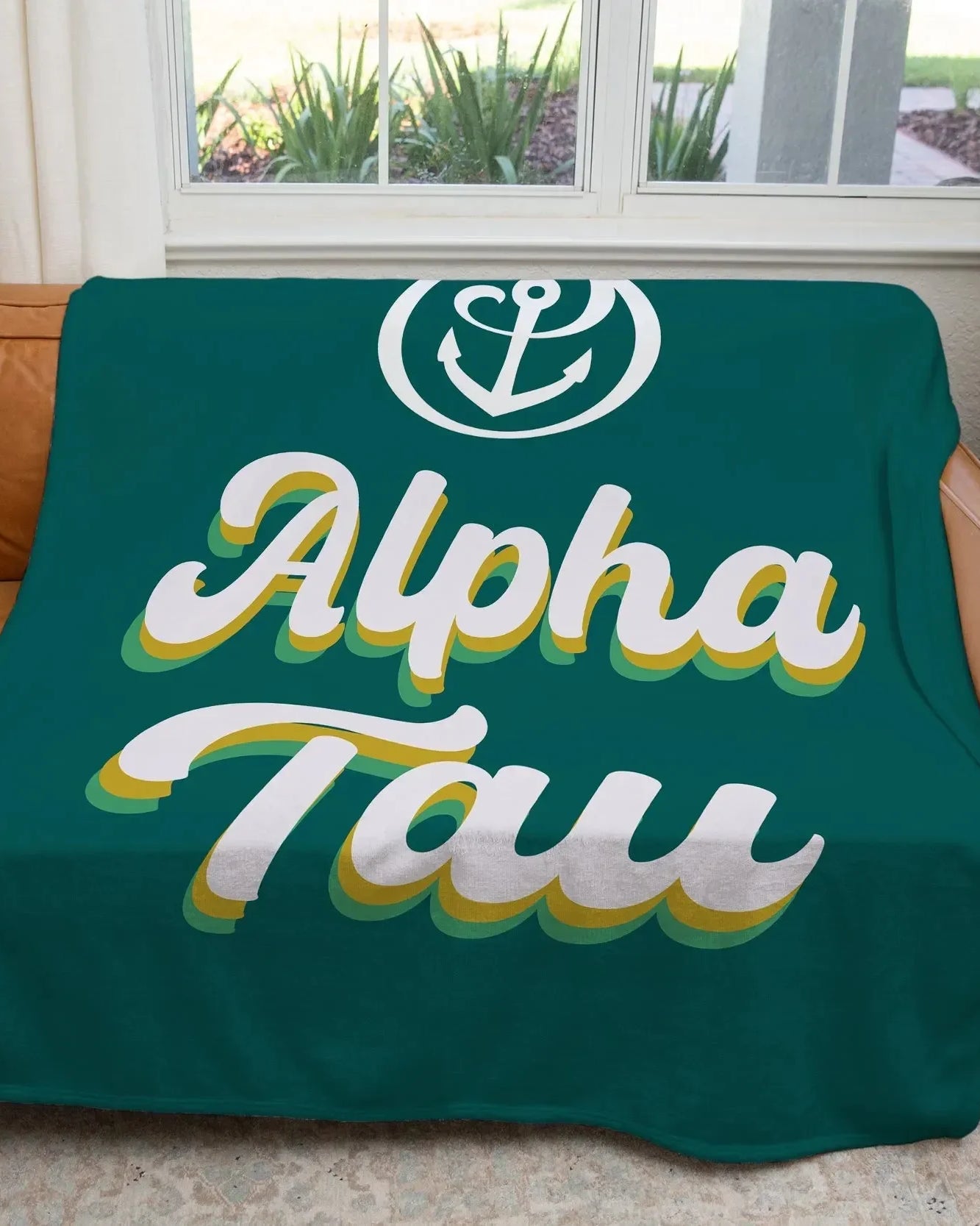 Alpha Tau Sherpa XL 60x80 Sherpa Throw Blanket - Retro Throw Blankets