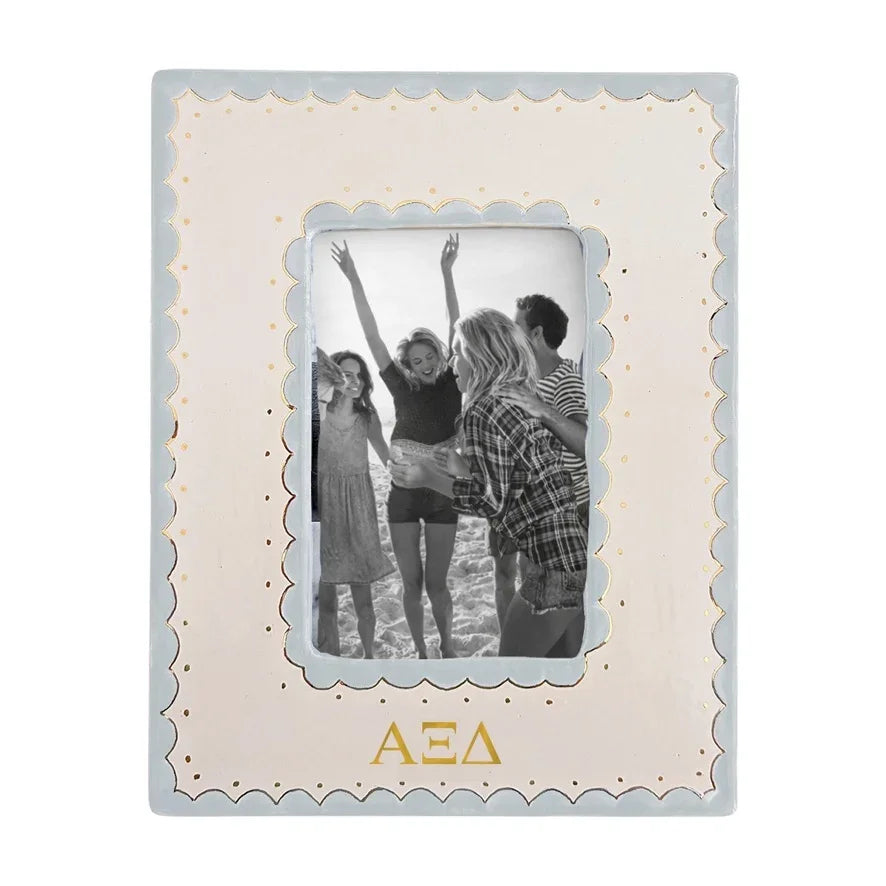 Alpha Xi Delta Scallop Picture Frame | Big Little Sister Keepsake | AXiD Gifts
