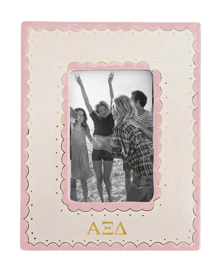 Alpha Xi Delta Scallop Picture Frame | Big Little Sister Keepsake | AXiD Gifts