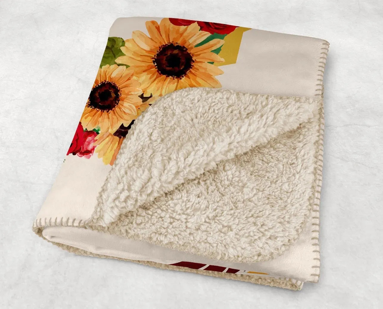 Winthrop University XL 60x80 Sherpa Throw Blanket- Sunflower Frame Throw Blankets