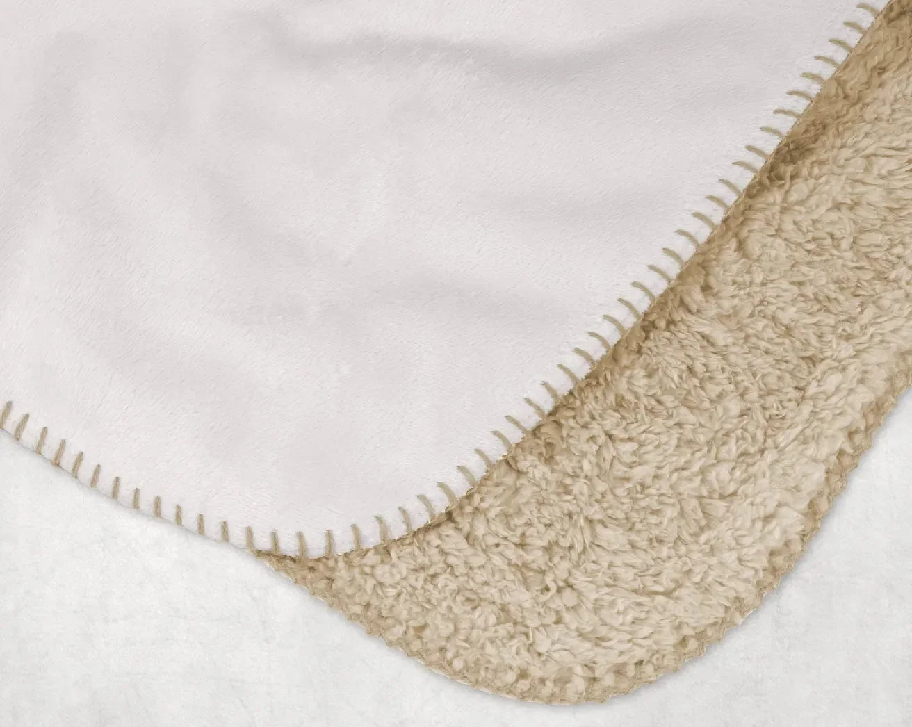 Alpha Xi Delta XL 60x80 Sherpa Throw Blanket - Bullseye Crest Throw Blankets