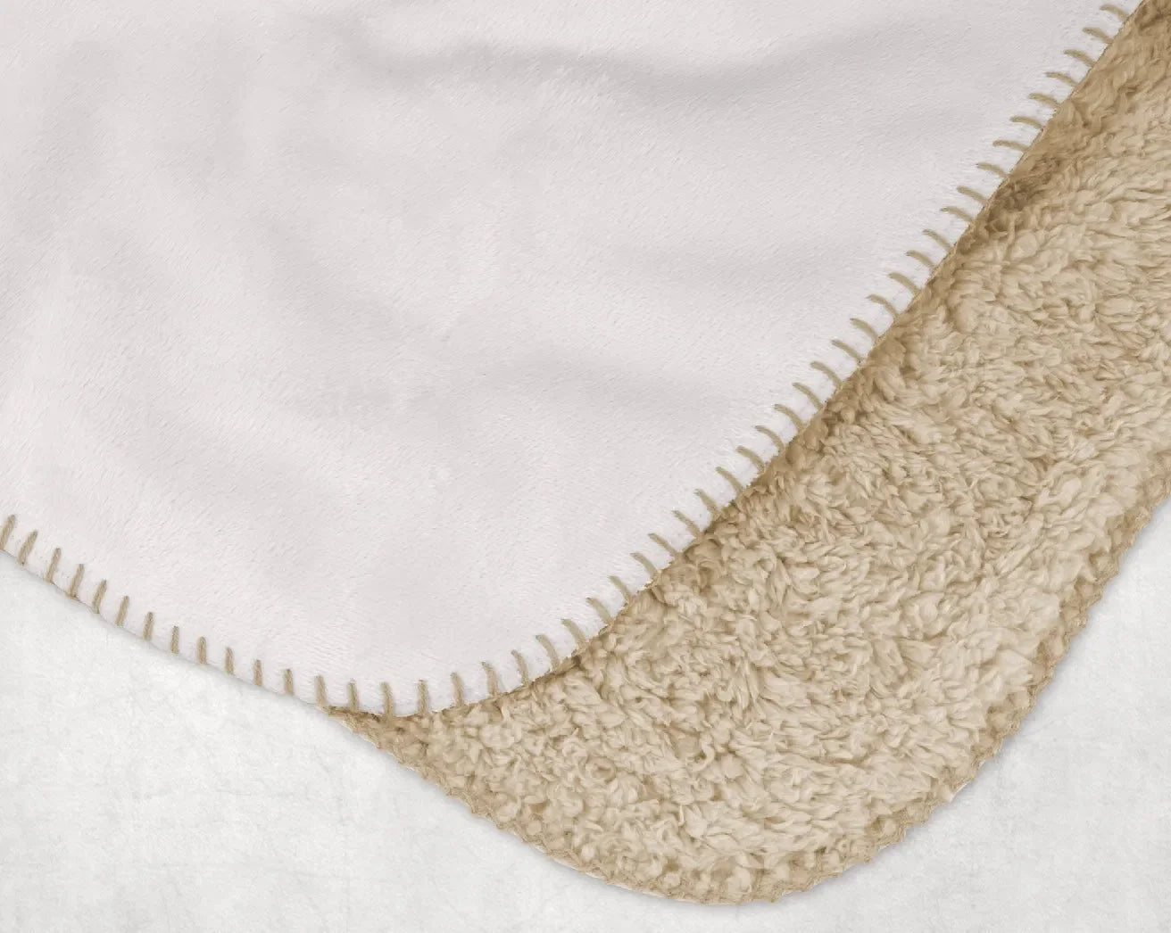 Sigma Delta Tau XL 60x80 Sherpa Throw Blanket - Crest Throw Blankets