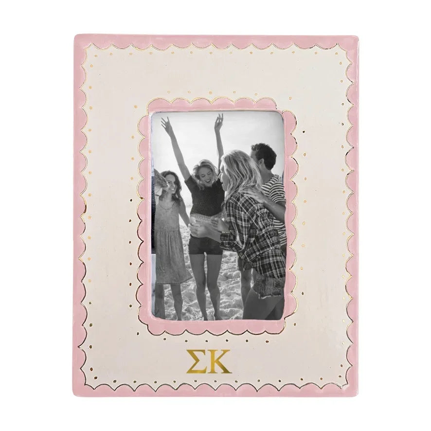 Sigma Kappa Scallop Picture Frame | Sig Kap Big Little Gifts