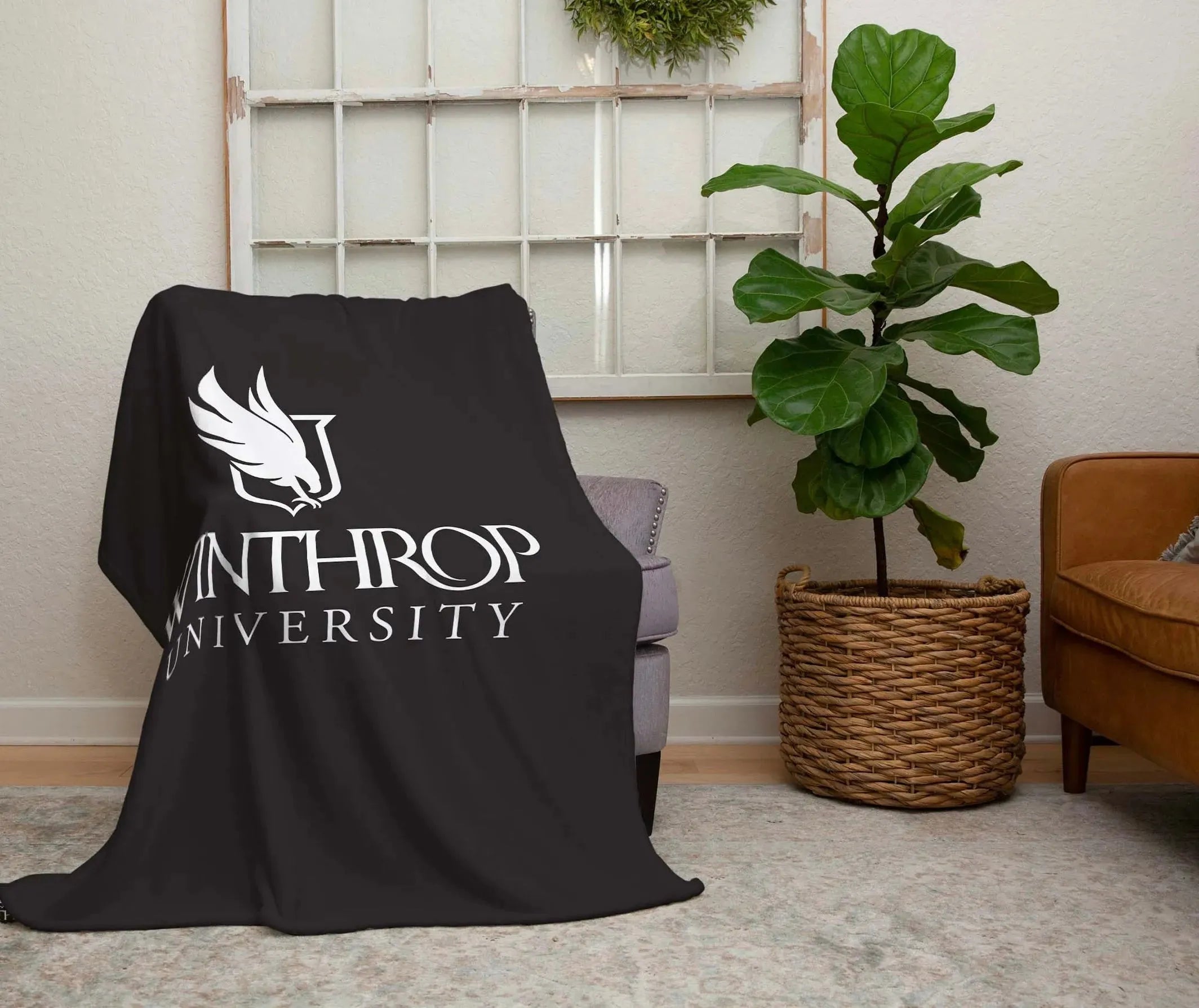 Winthrop University XL 60x80 Black Traditional Sherpa Blanket Throw Blankets
