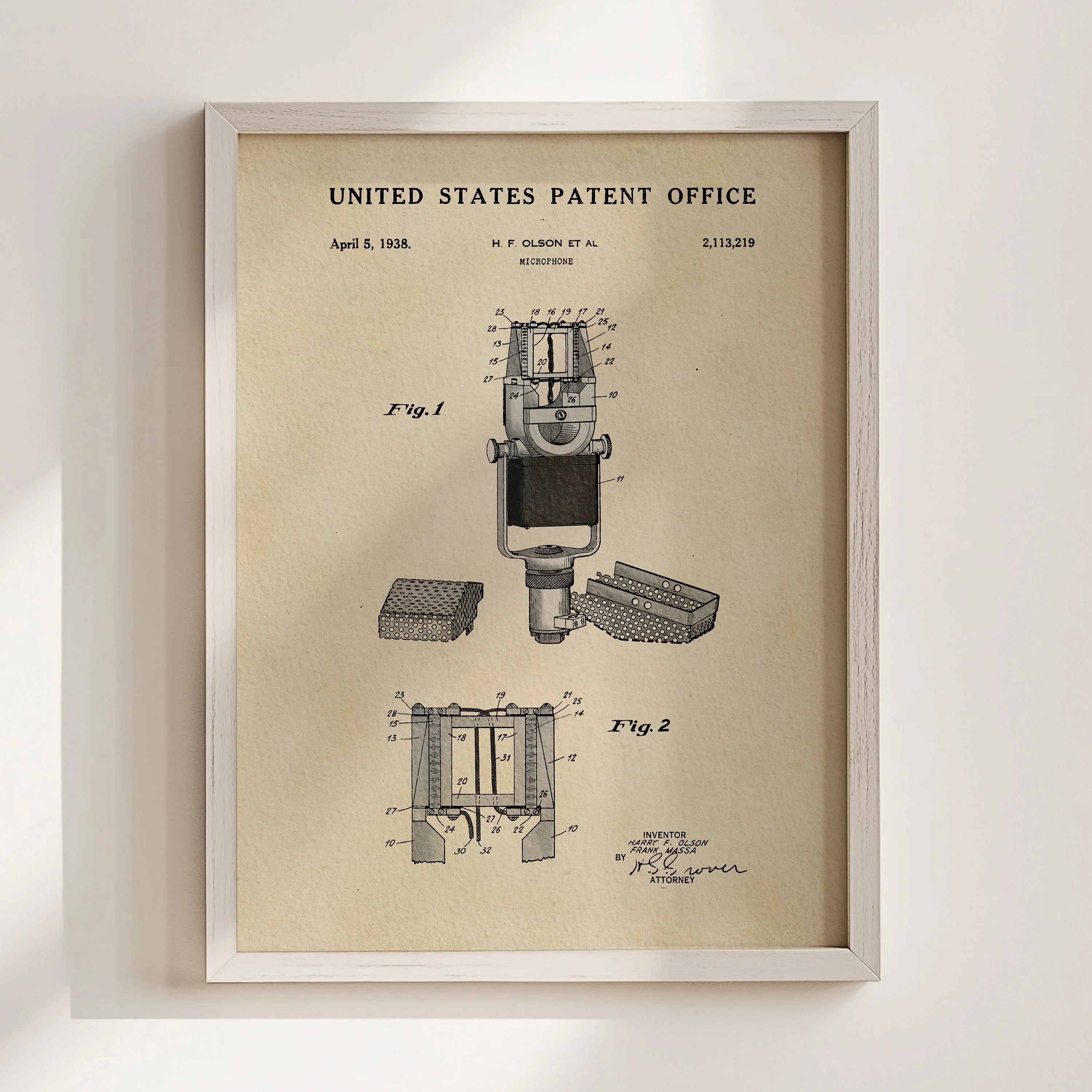 Microphone US Wall Print | Music-Theme Dorm Decor | Wall Art