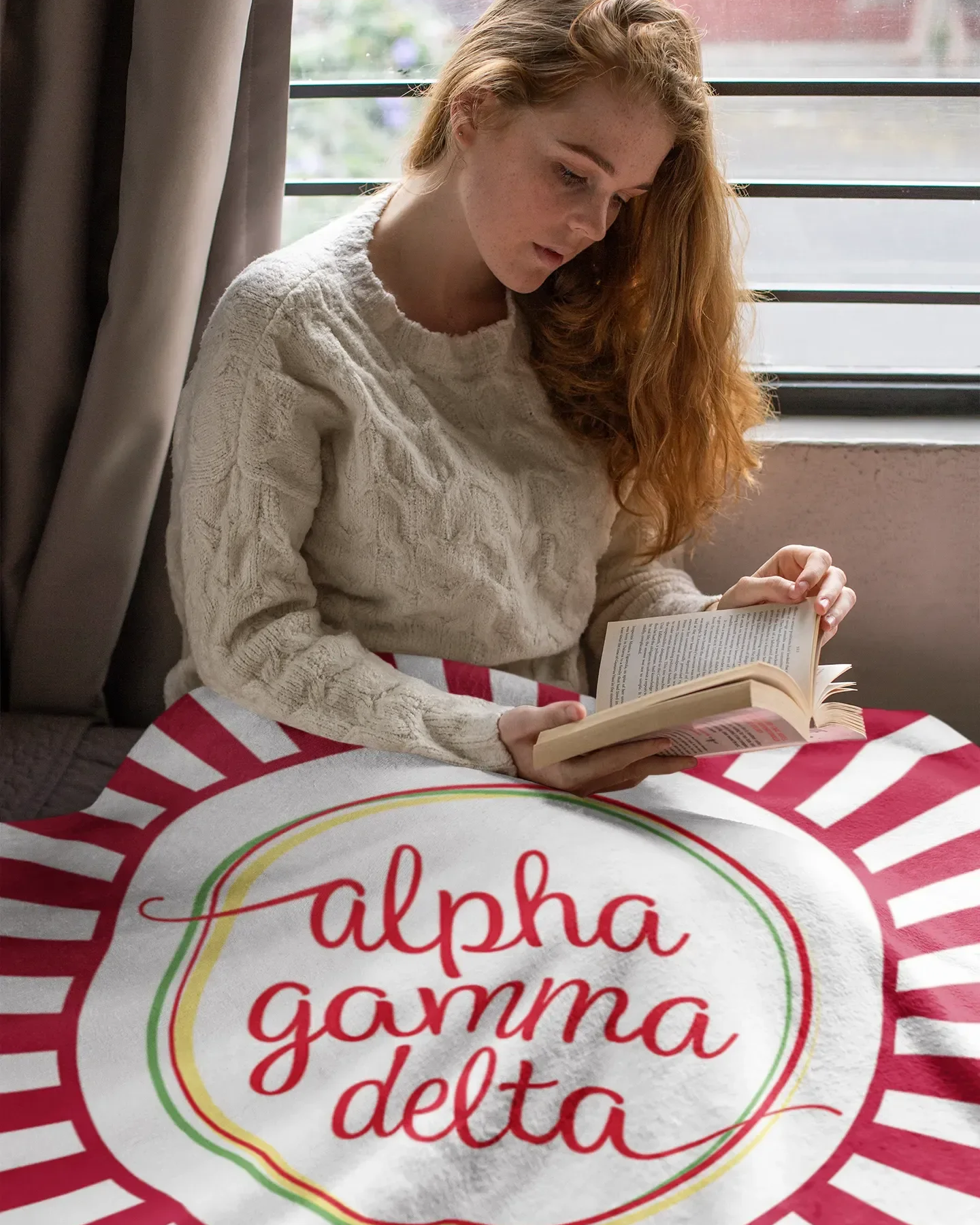 Alpha Gamma Delta XL 60x80 Sherpa Throw Blanket - Red Starburst Throw Blankets
