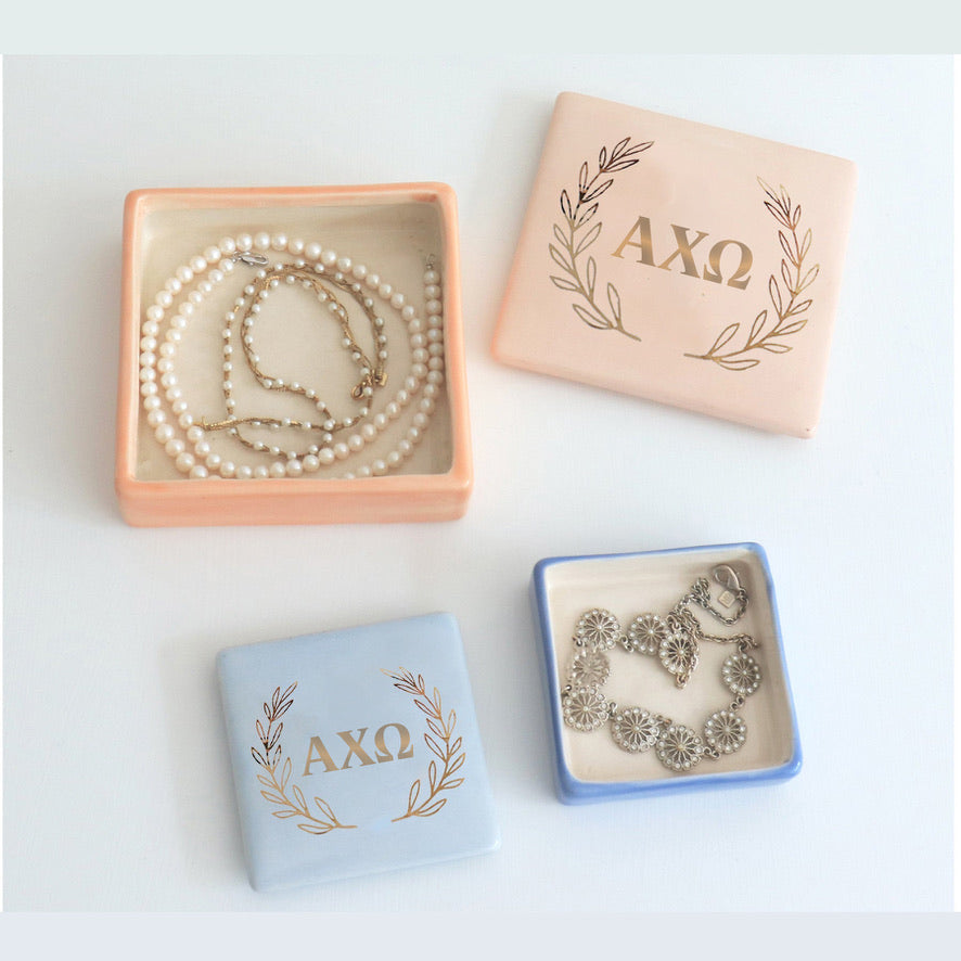 Alpha Chi Omega Wreath Gold Monogram Two-Tone Box |  AXO Keepsake Gift