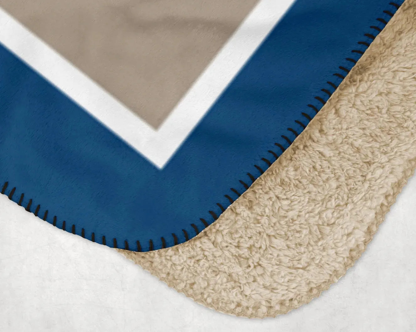 Sigma Delta Tau XL 60x80 Sherpa Throw Blanket - Geo Throw Blankets