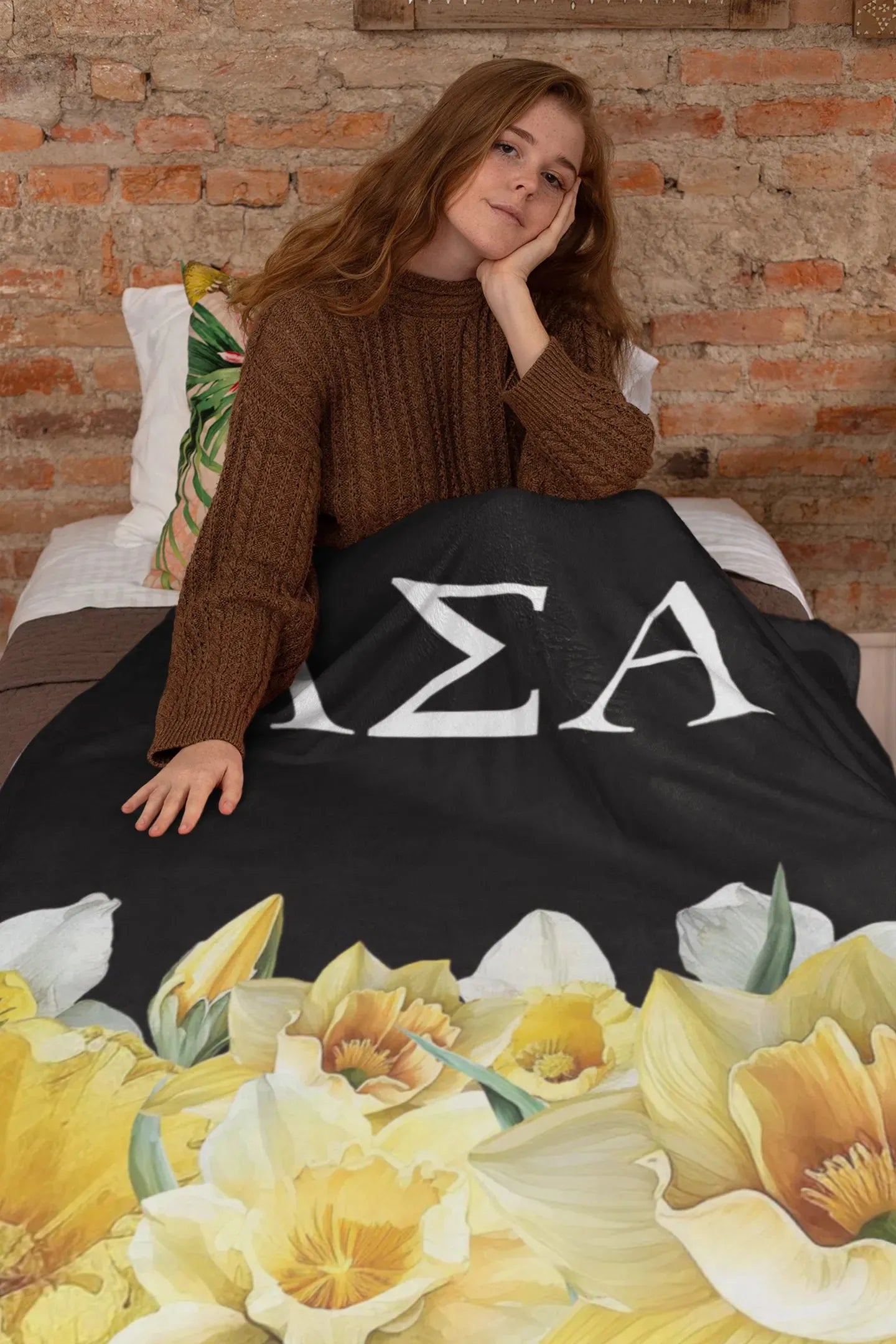 Alpha Sigma Alpha XL 60x80 Sherpa Throw Blanket - Narcissus Throw Blankets