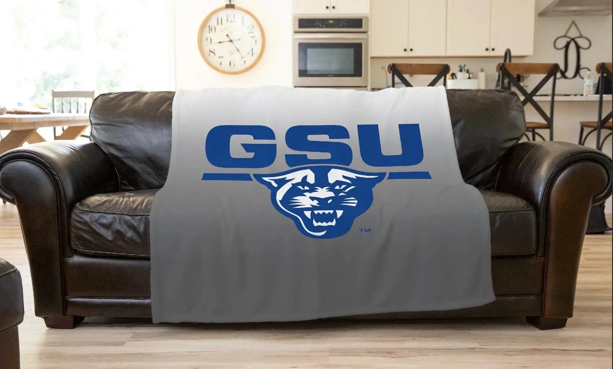 GSU XL 60x80 Gray Gradient Sherpa Blanket Throw Blankets