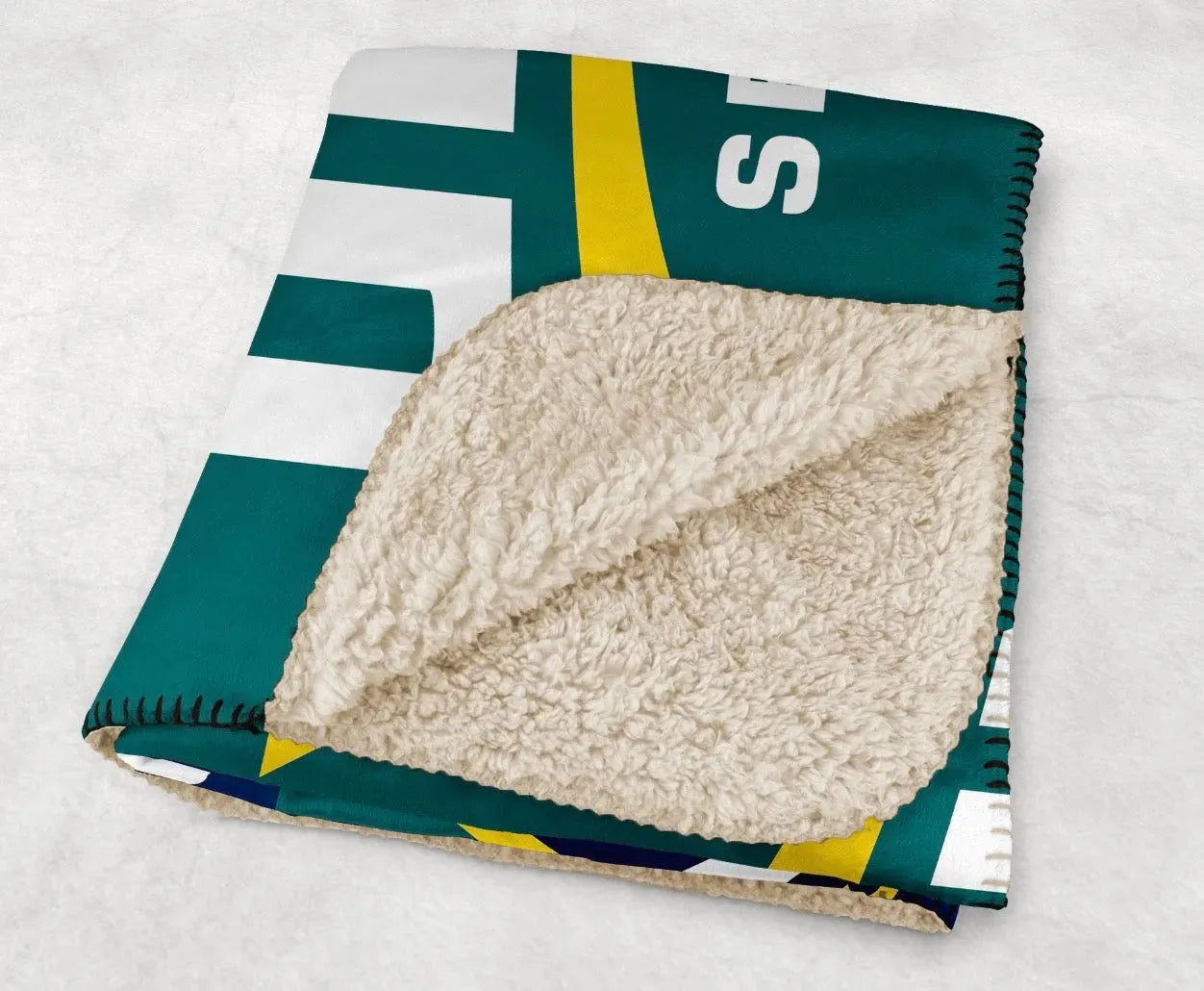 UNC Wilmington XL 60x80 Throw Blanket - Go Seahawks Throw Blankets
