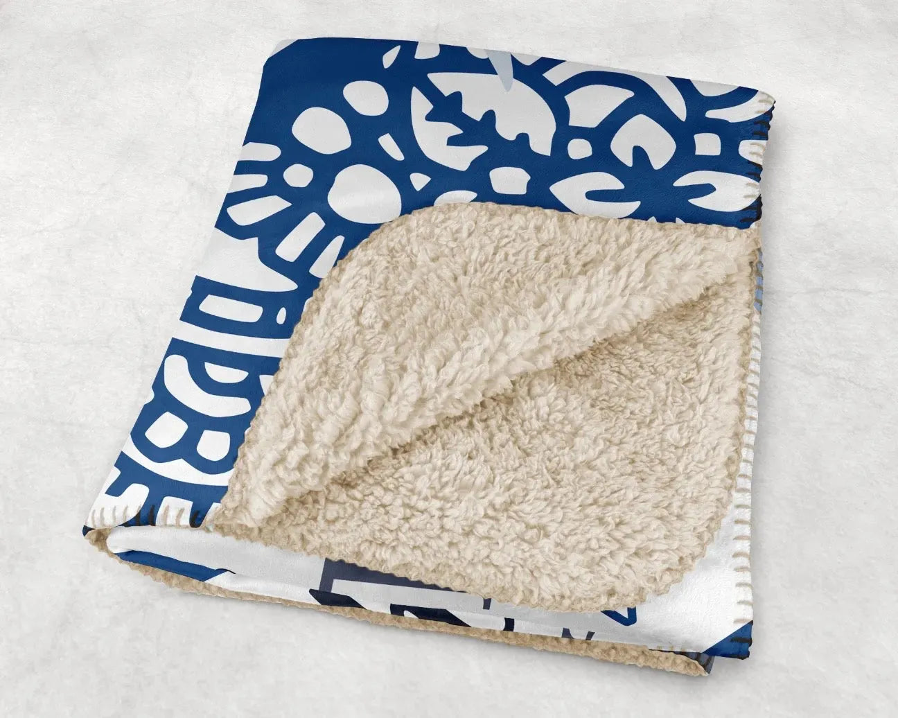 Pi Phi XL 60x80 Sherpa Throw Blanket - Mandala Heart Angel Wing Throw Blankets