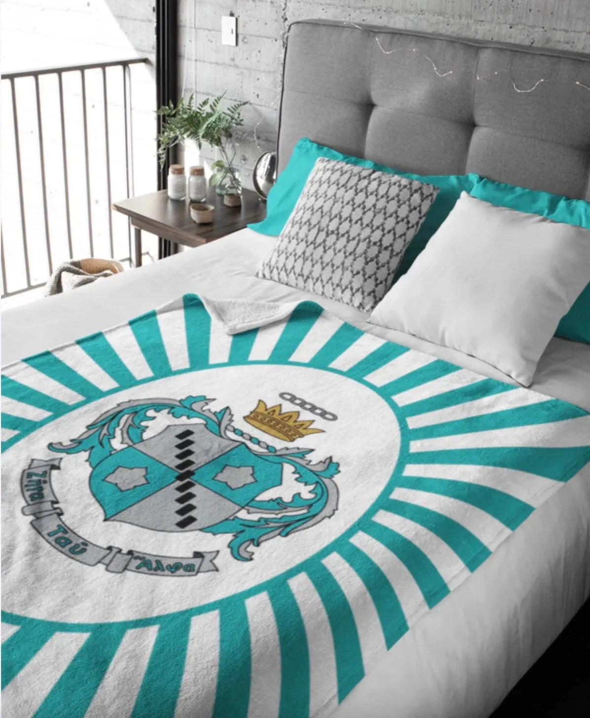 Zeta Tau Alpha XL 60x80 Sherpa Blanket - Crest Starburst Throw Blankets