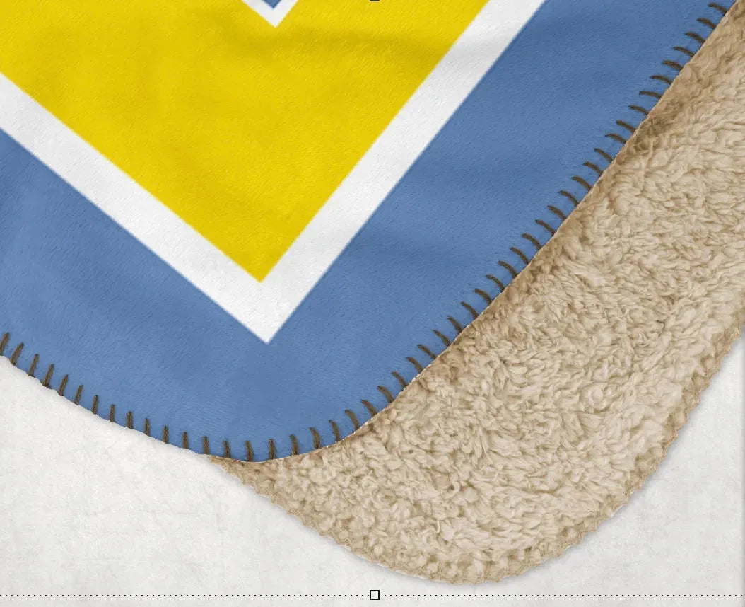 #UKIENATION Geometric Sherpa Blanket - Campus Greek Fit