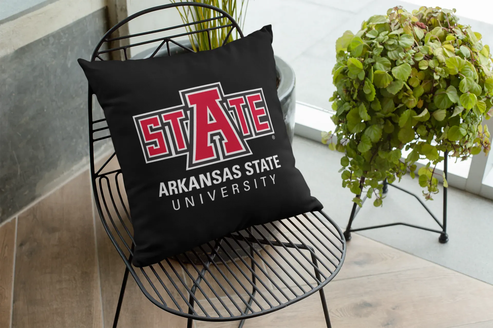 Black Arkansas "STATE" 18" Throw Pillow Cover Pillow Covers